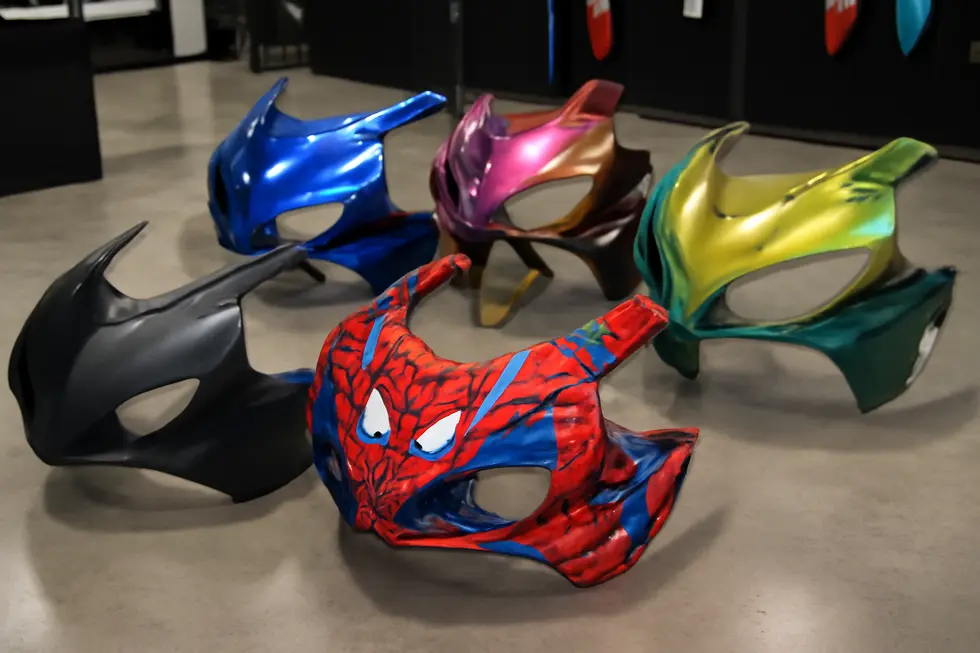 High-quality cast-grade vinyl like 3M IJ180mc delivers exceptional durability and protection for motorcycle fairings.