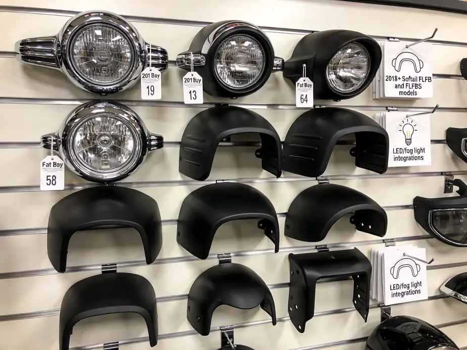 Nacelle headlight fairing and its core components on a Fat Boy.