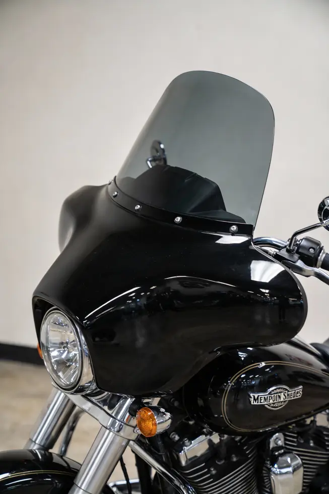 Core design and materials of Memphis Shades Batwing and Gauntlet fairings.