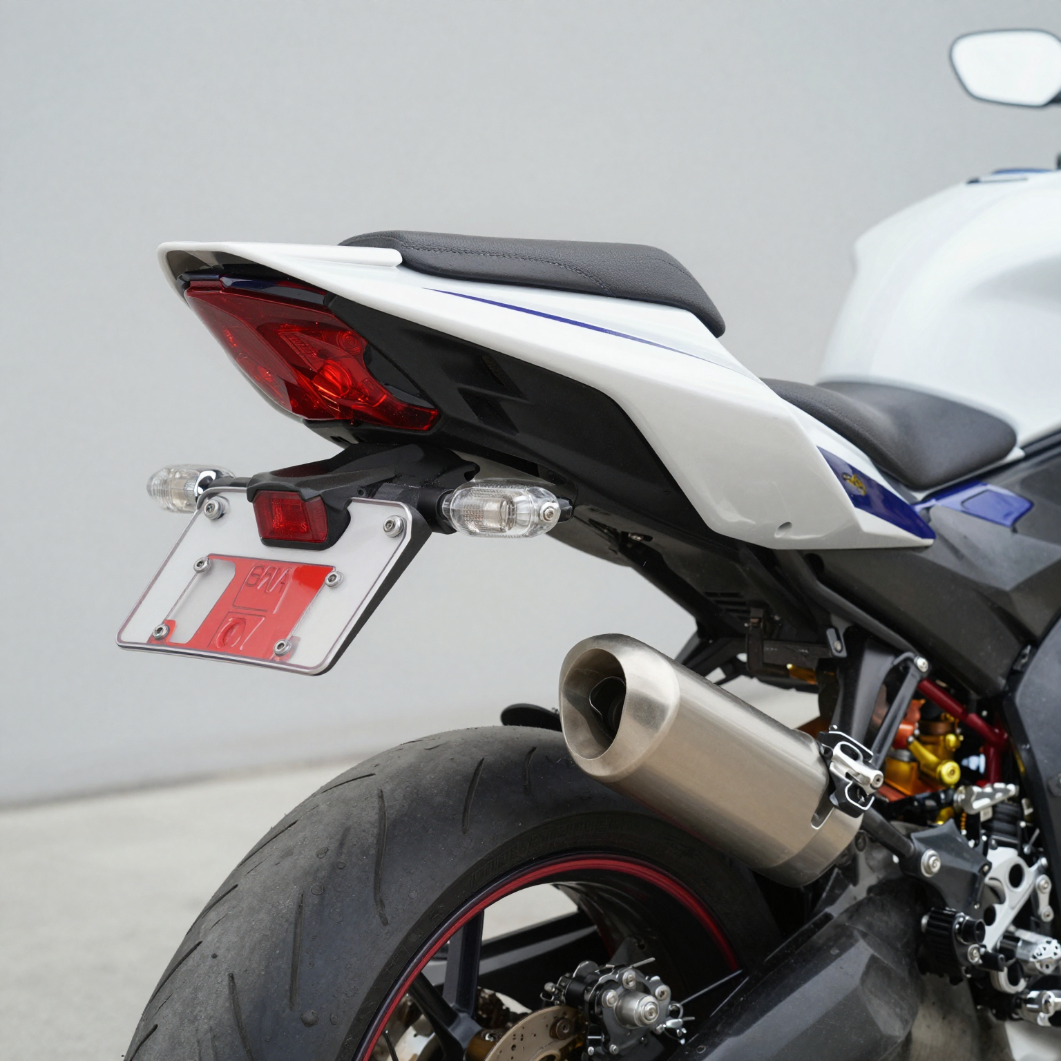 2001 Yamaha R1 motorcycle with highlighted tail fairing
