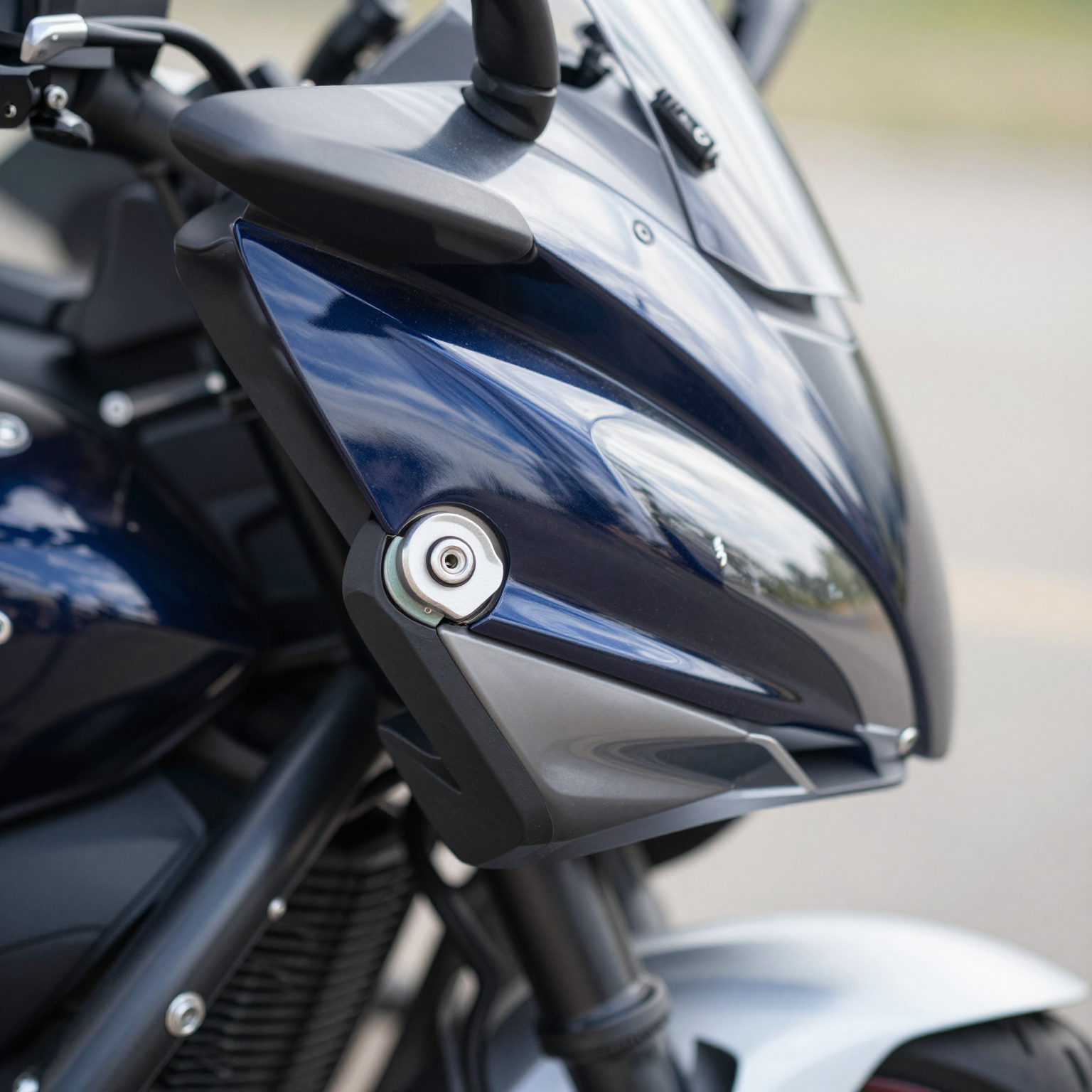 Close-up of fairing mounting hardware and finish quality on a 2004 Yamaha V Star 1100